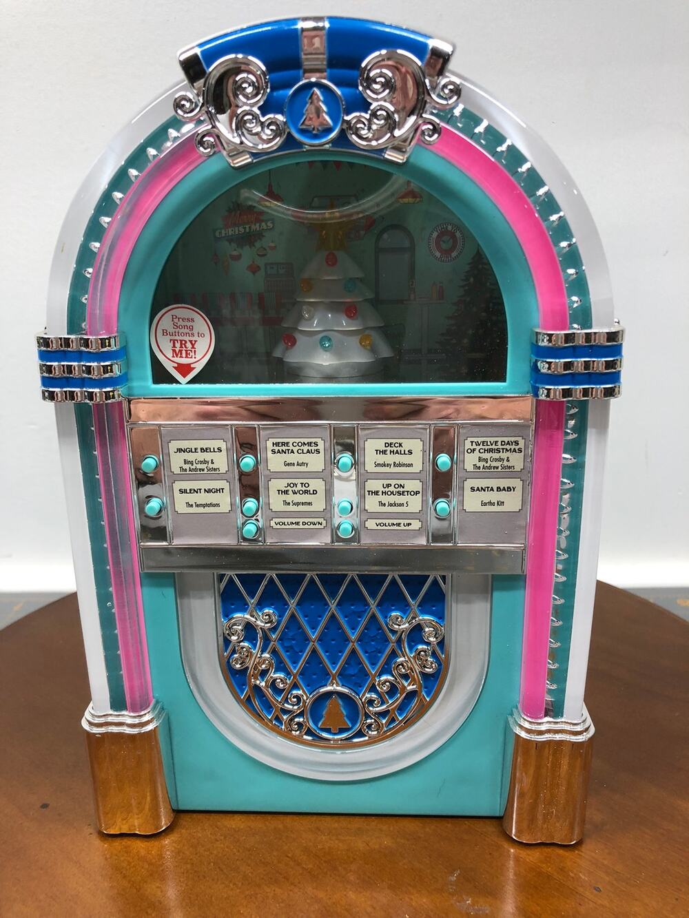 Mr. Christmas Rock-o-Rama Nostalgic 50's Style Jukebox Plays 8 Christmas Songs